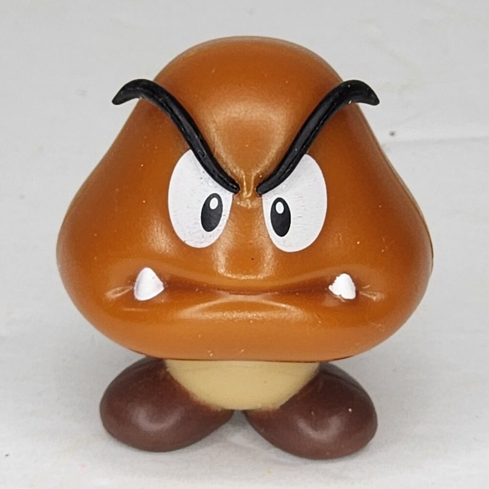 JAKKS Pacific Super Mario Kawaii Goomba Figure World of Nintendo 1.5" Toy